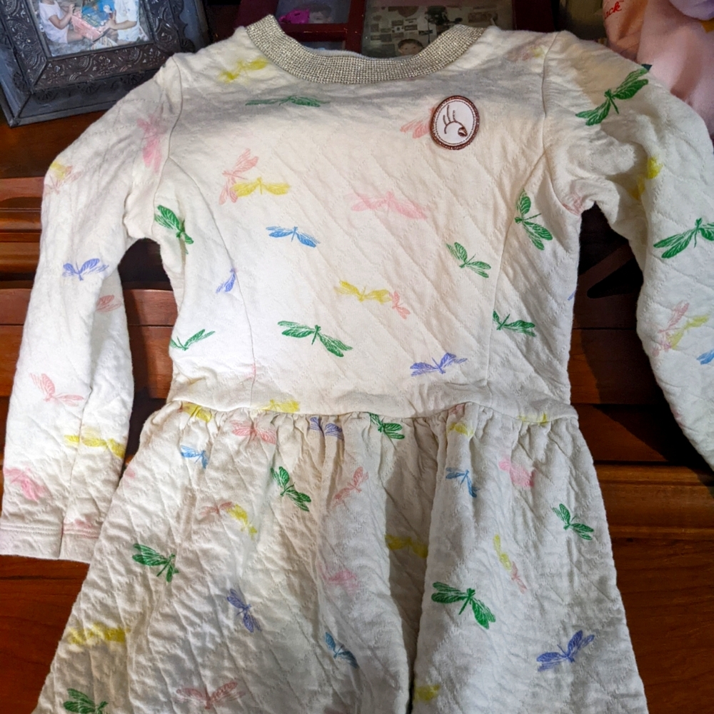 Petit Bateau dragon fly dress in beige. Size 4-5